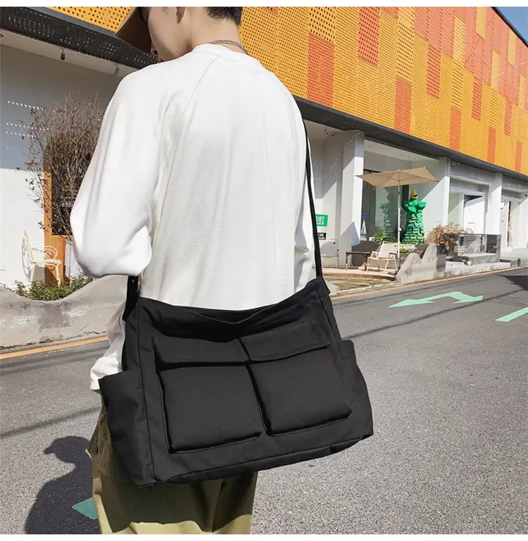 New Japanese Style Large Capacity Black Shoulder Bag — feature 43