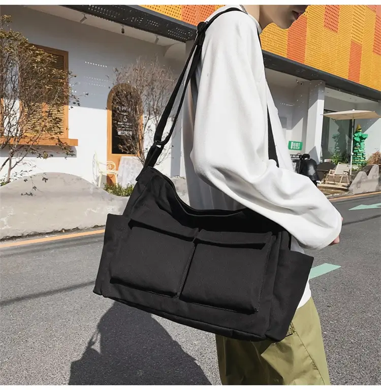 New Japanese Style Large Capacity Black Shoulder Bag — feature 45