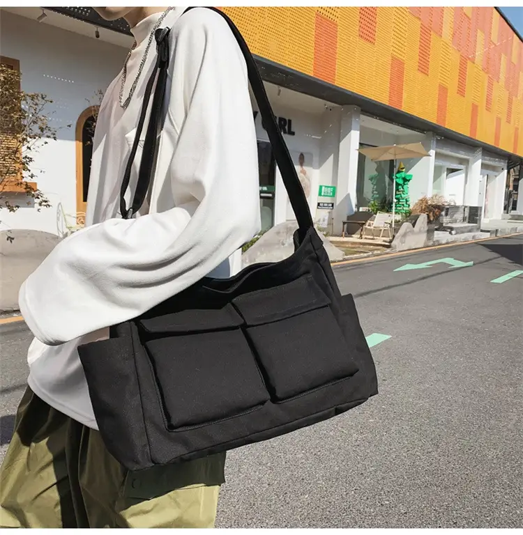 New Japanese Style Large Capacity Black Shoulder Bag — feature 47