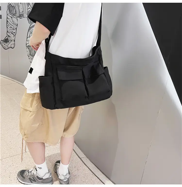 New Japanese Style Large Capacity Black Shoulder Bag — feature 52