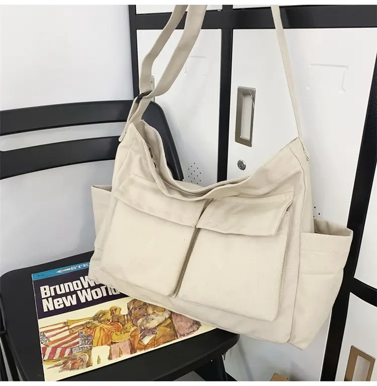 New Japanese Style Large Capacity Black Shoulder Bag — feature 70
