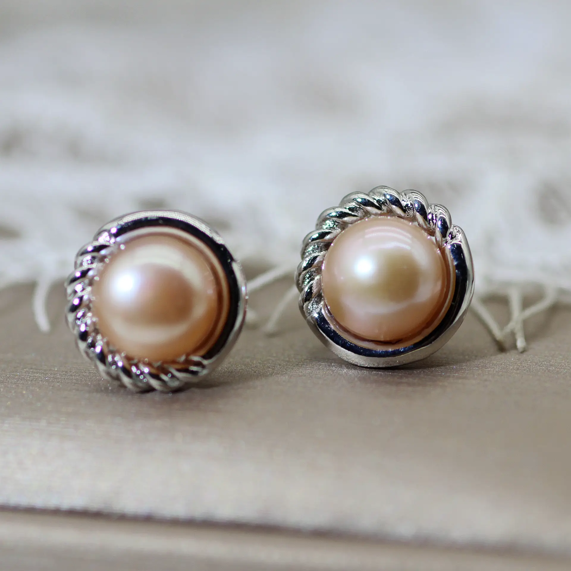 Zhuji Heart Pearl Earrings S925 Gold — feature 13