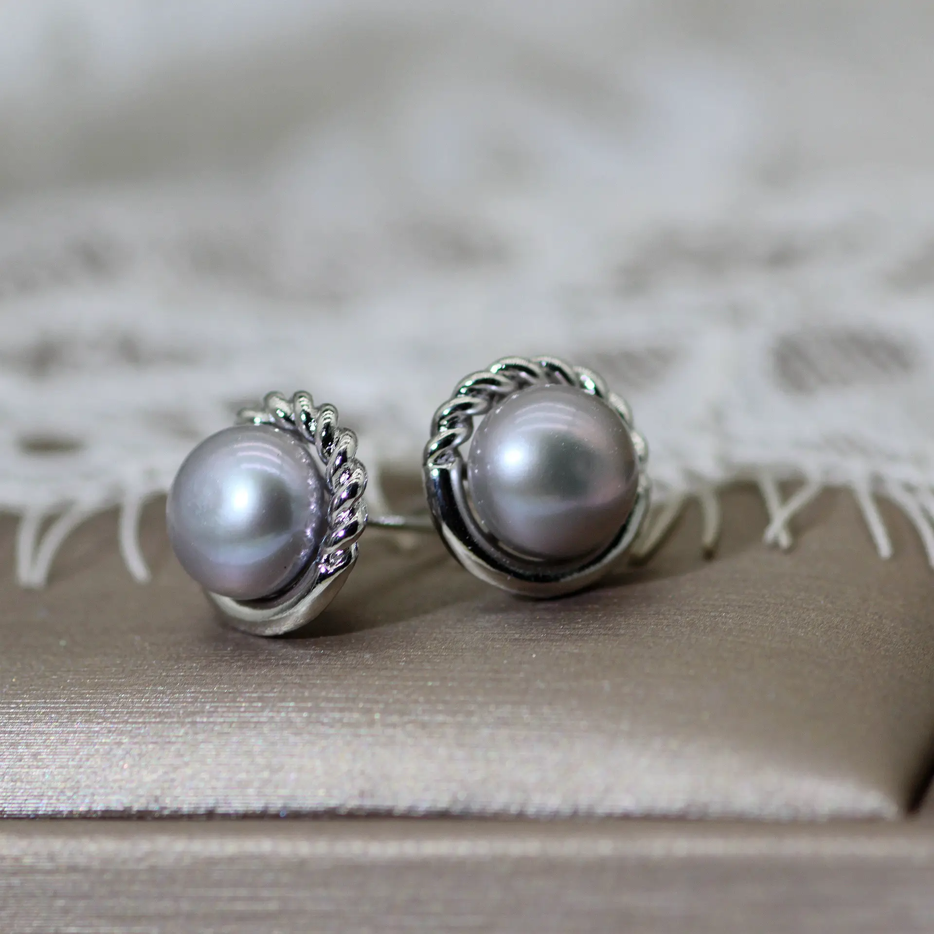 Zhuji Heart Pearl Earrings S925 Gold — feature 12