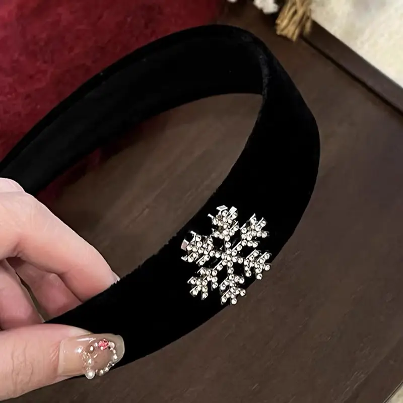 Black Velvet Snowflake Hairpin for Women — feature 6