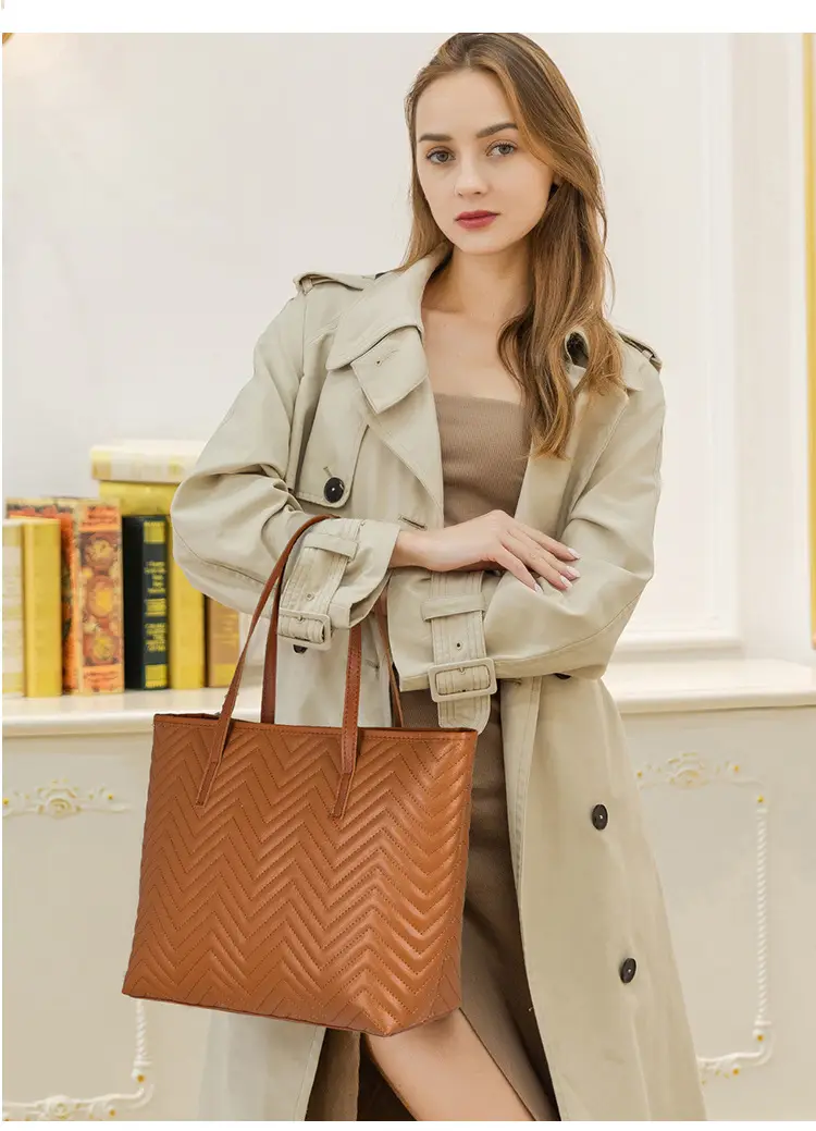 Women's Embroidered Water Ripple Tote Bag Large Capacity — feature 11