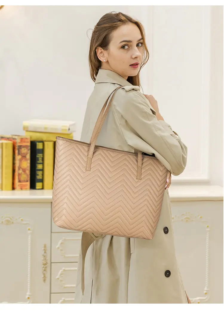 Women's Embroidered Water Ripple Tote Bag Large Capacity — feature 12