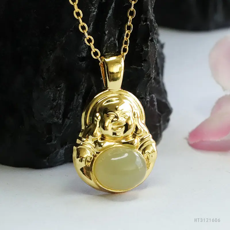 Guan Yu Buddha Pendant Clear Hetian Jade Necklace — feature 9