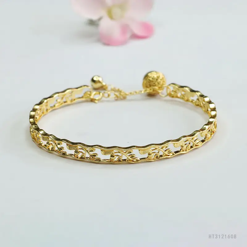 Guan Yu Jade Clear Water Round Bead Bracelet Gold — feature 7