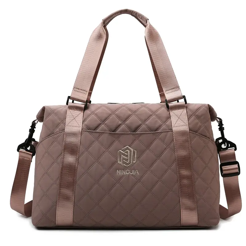 Black Quilted Travel Bag Large Capacity Lightweight - Image 6