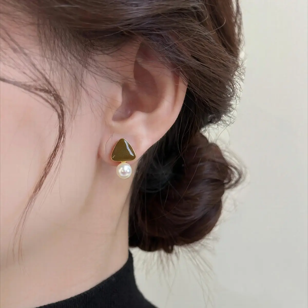 Candy Color Triangular Pearl Earrings for Women 18K Gold