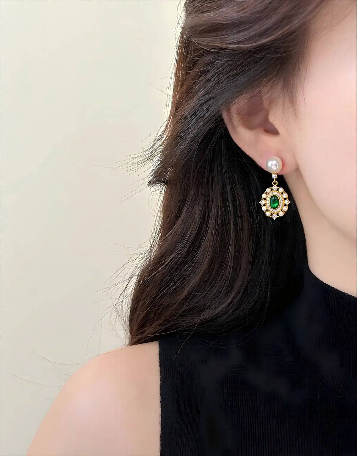 18K Gold Green Agate Pearl Earrings for Women — feature 11