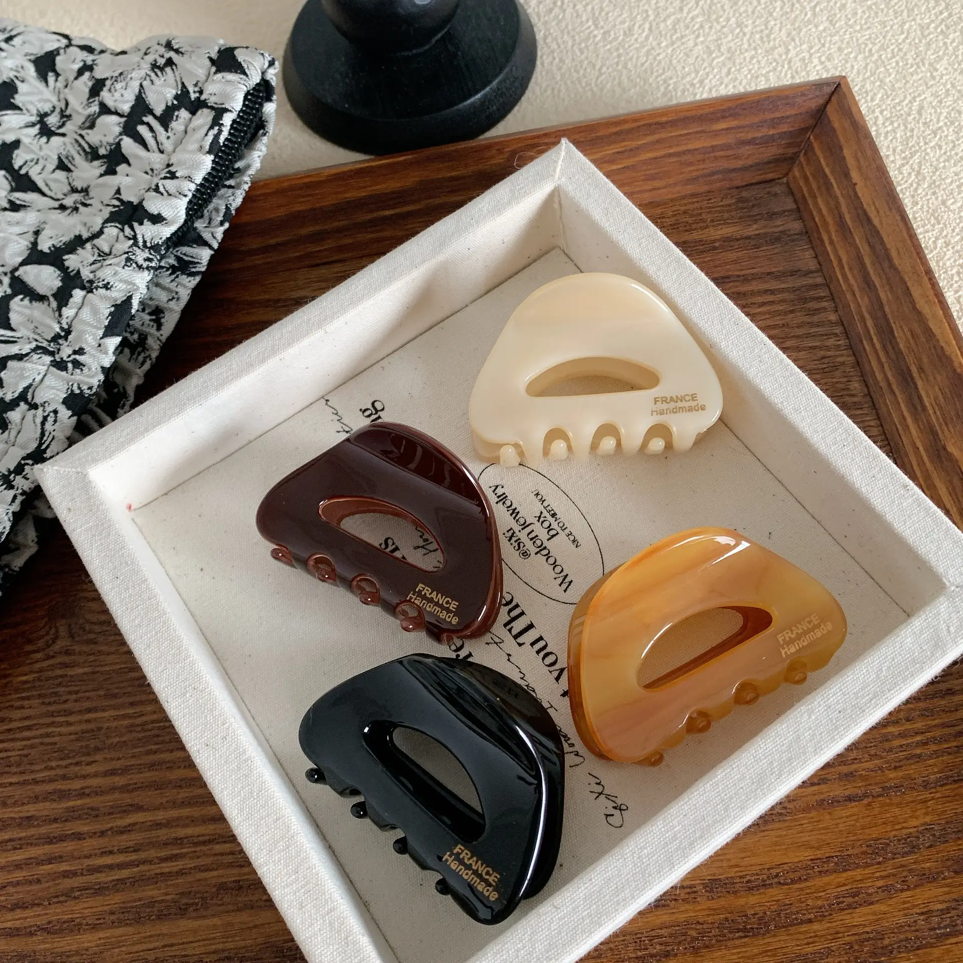 French Hairpin for Women with Acetate Grip - Image 6