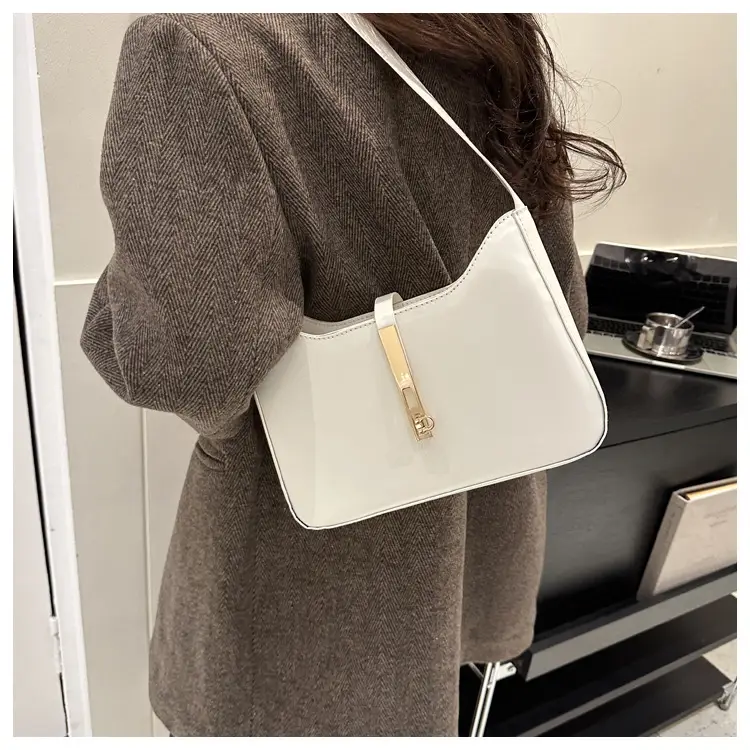 Retro French Style Women's Shoulder Bag Brown Gold Chain — feature 21