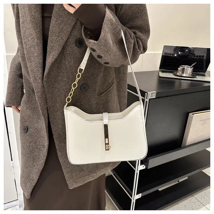 Retro French Style Women's Shoulder Bag Brown Gold Chain — feature 23