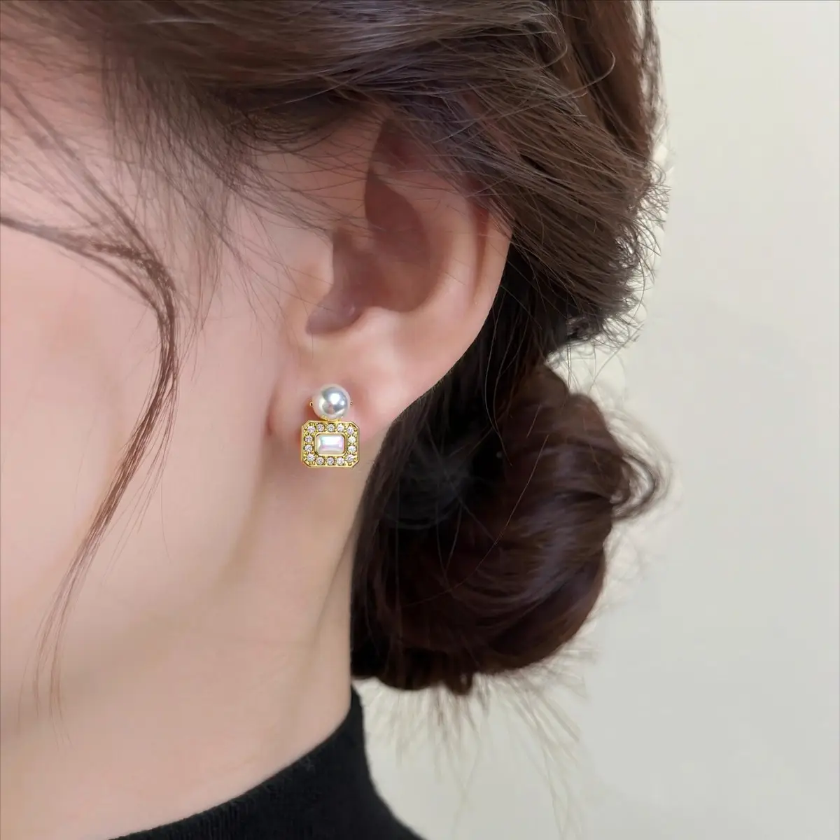 Square Pearl Earrings 18K Gold with Sea Shell & Crystal
