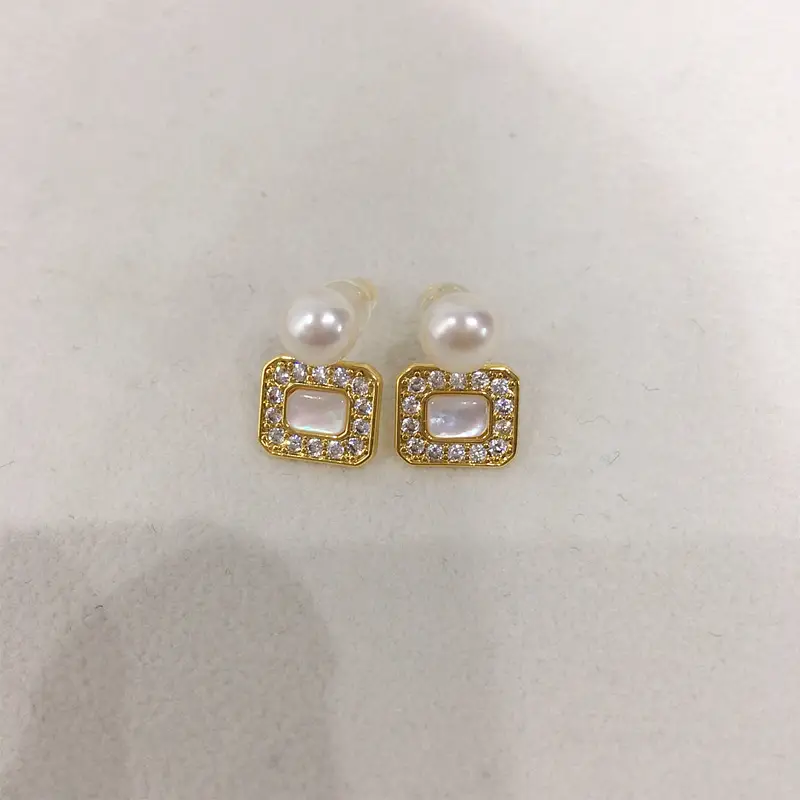 Square Pearl Earrings 18K Gold with Sea Shell & Crystal — feature 5