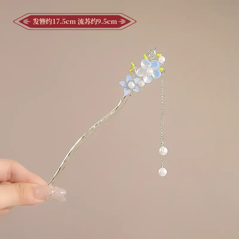 New Year's Red Flower Tassel Hairpin for Women