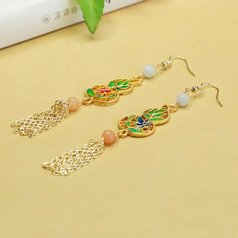 Aiyu Jade Earrings with Enamel Color Gourd Hooks — feature 10