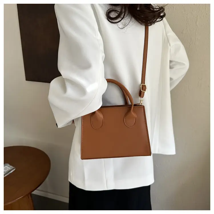 Retro Textured Square Bag Women Brown Shoulder Crossbody — feature 22