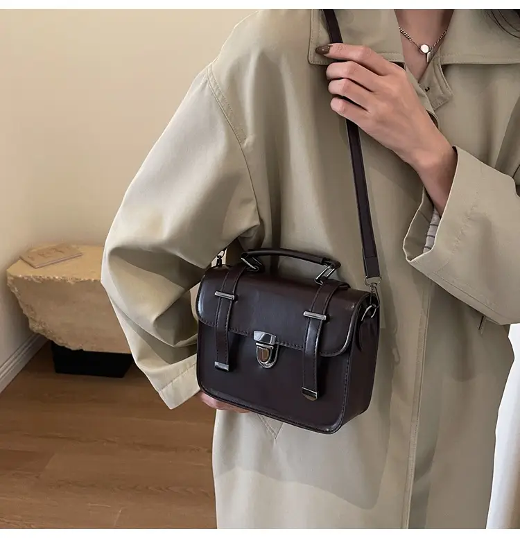 Women's tan leather shoulder messenger bag 2023 — feature 12
