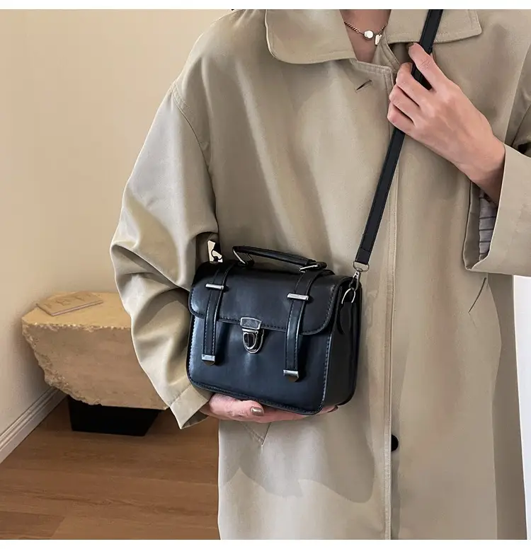 Women's tan leather shoulder messenger bag 2023 — feature 13