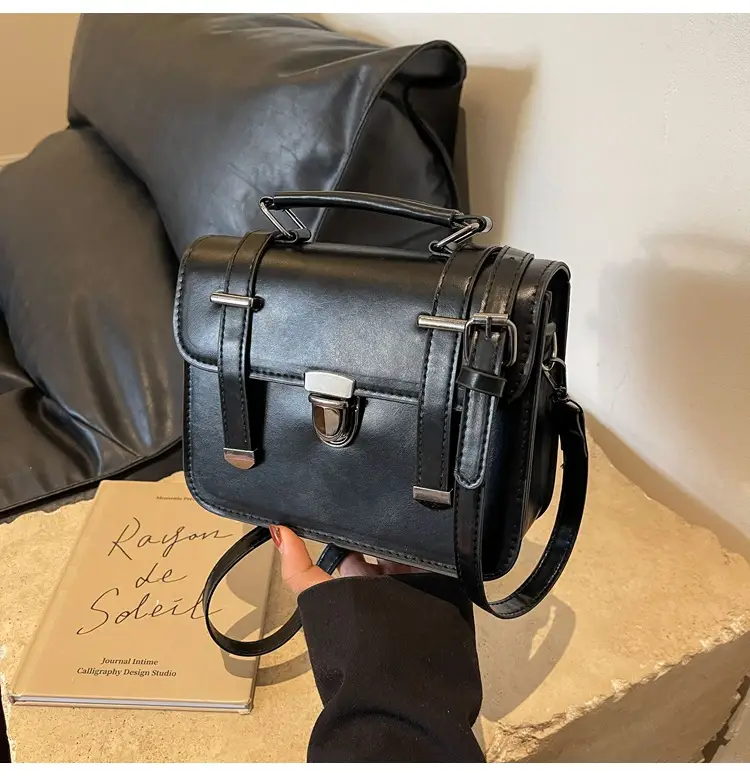 Women's tan leather shoulder messenger bag 2023 — feature 22