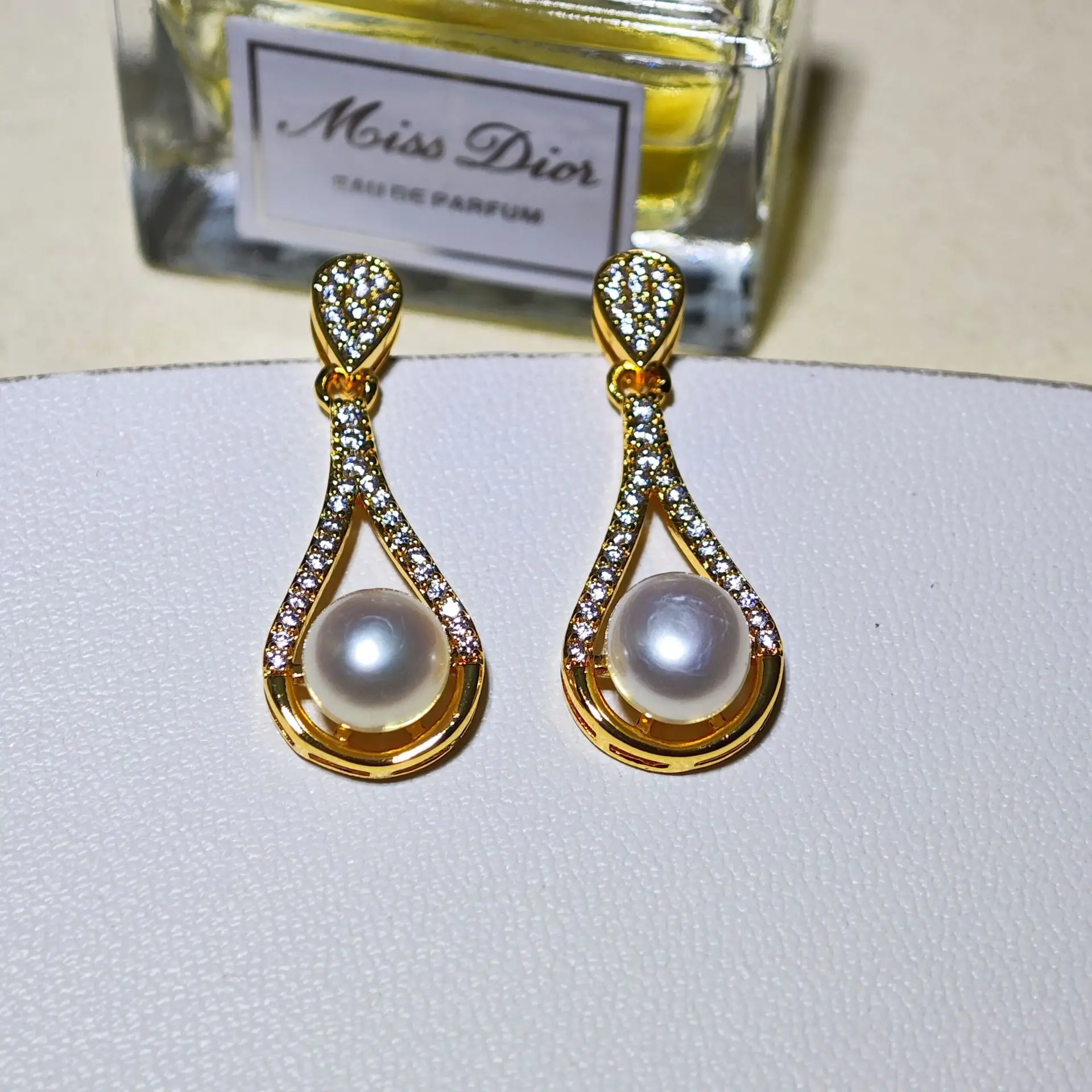 S925 Gold Pearl Star Earrings for Women - Image 4