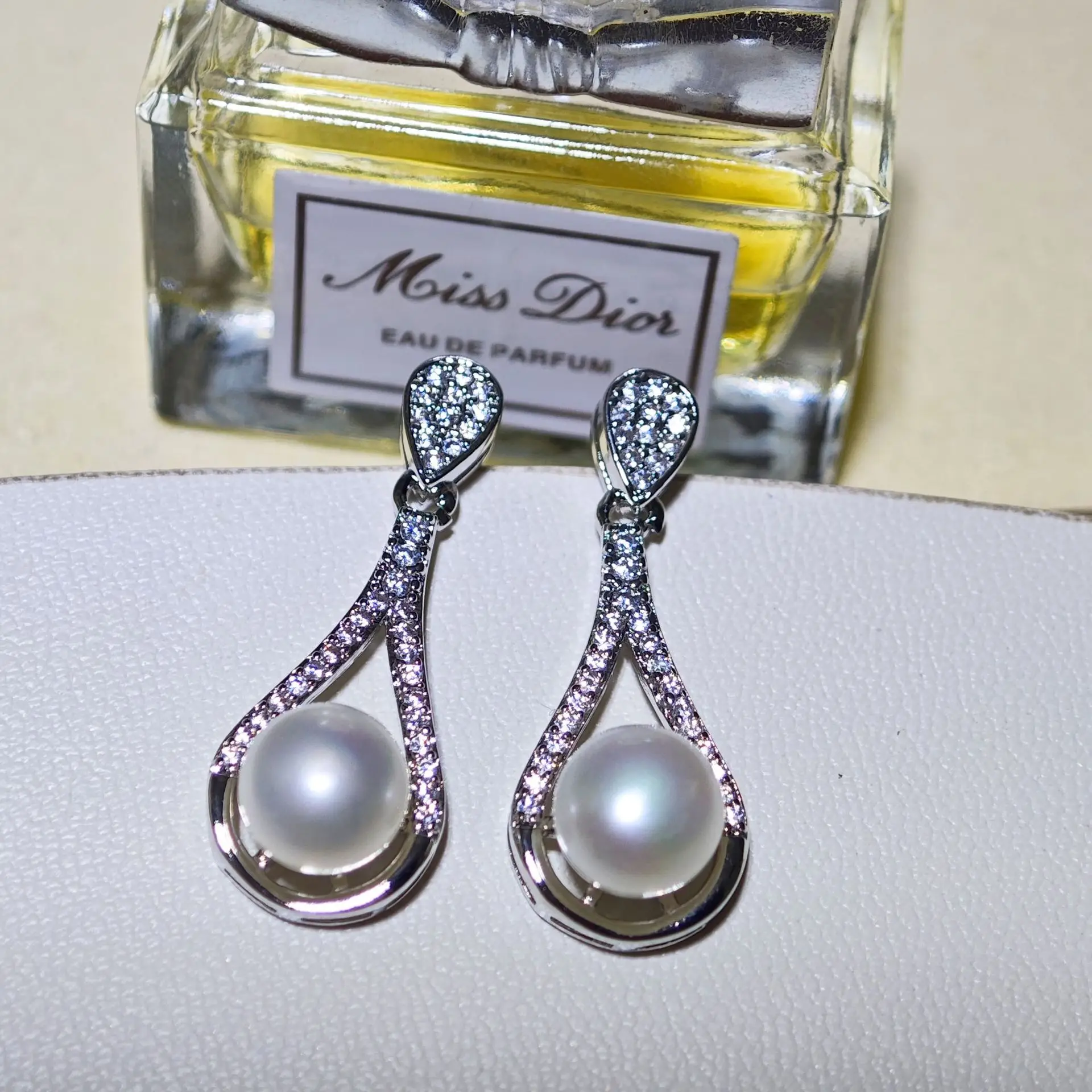 S925 Gold Pearl Star Earrings for Women - Image 5