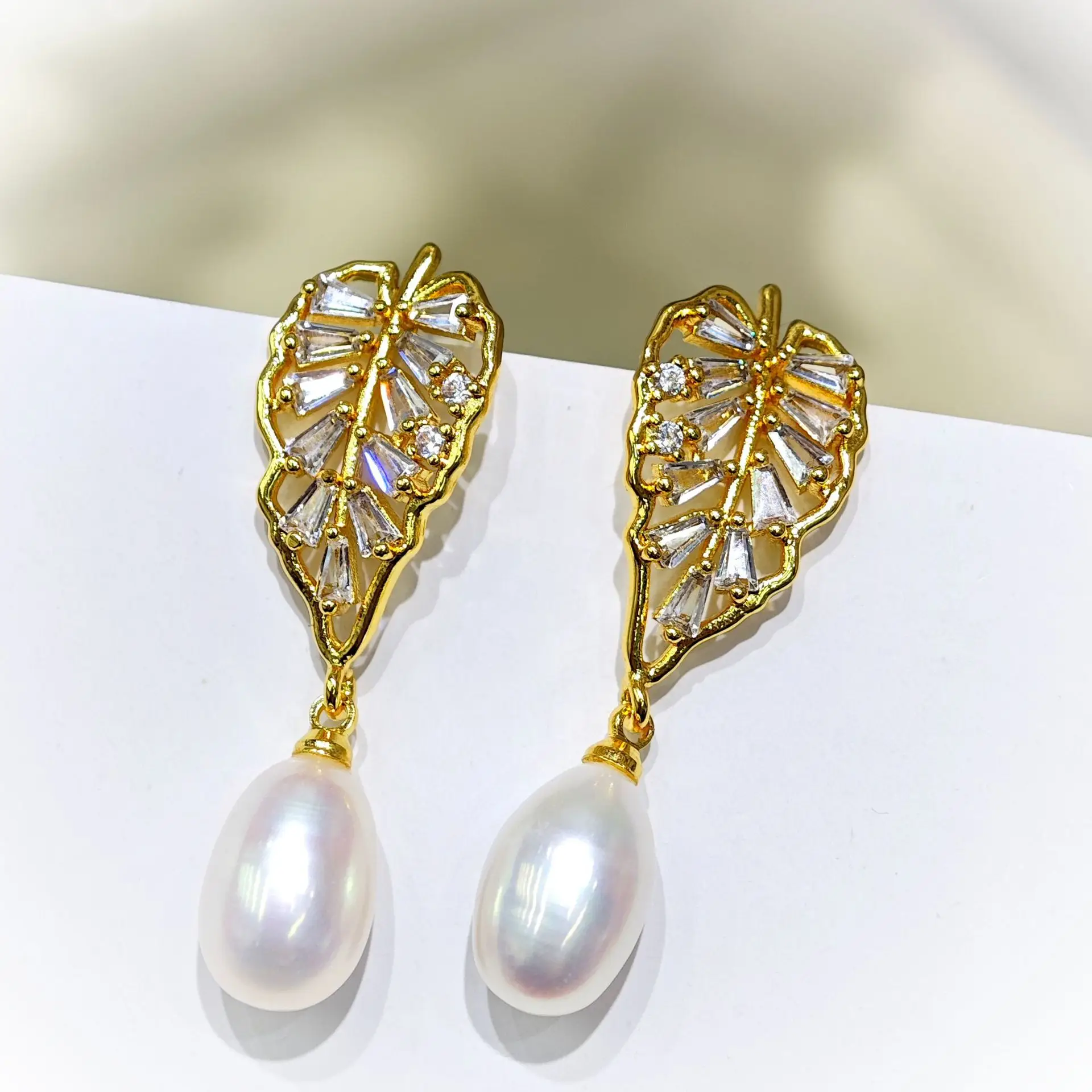 S925 Gold Pearl Star Earrings for Women — feature 10