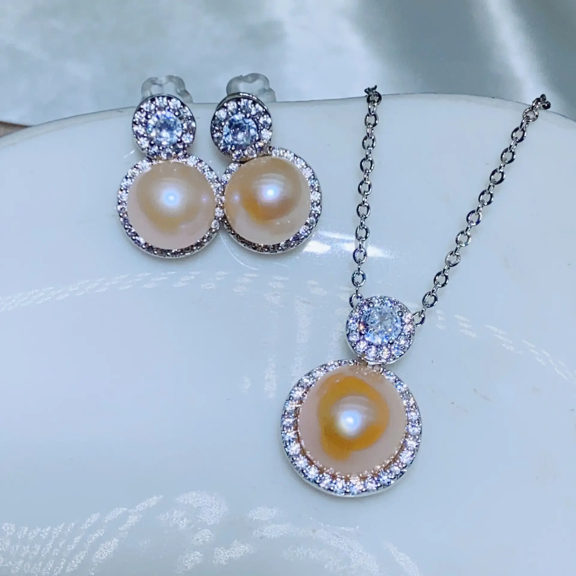 S925 Silver Pearl Pin Earrings Set for Women — feature 3