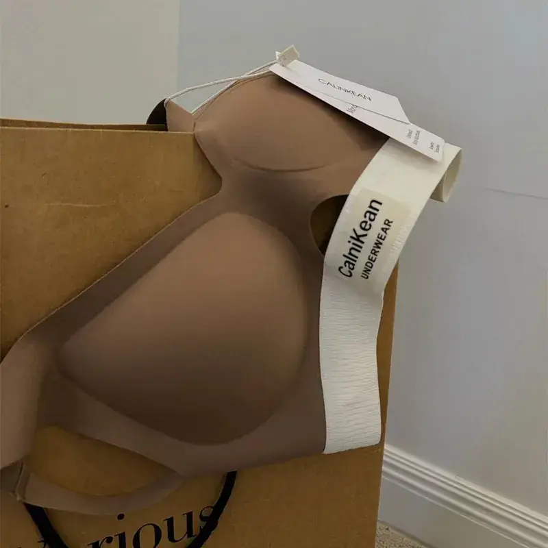 Contrast Pull-Up Bra for Women, Hollow-Out Wireless Bra for Small Busts - Image 3