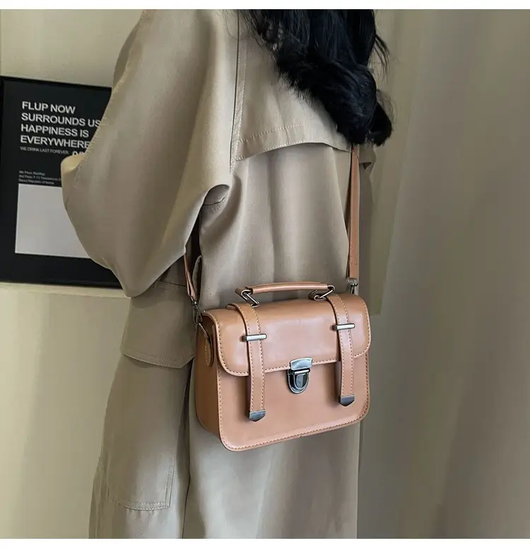 Small Square Korean Style Shoulder Bag 2023 Winter — feature 17