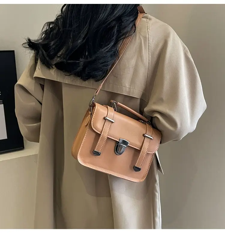 Small Square Korean Style Shoulder Bag 2023 Winter — feature 19