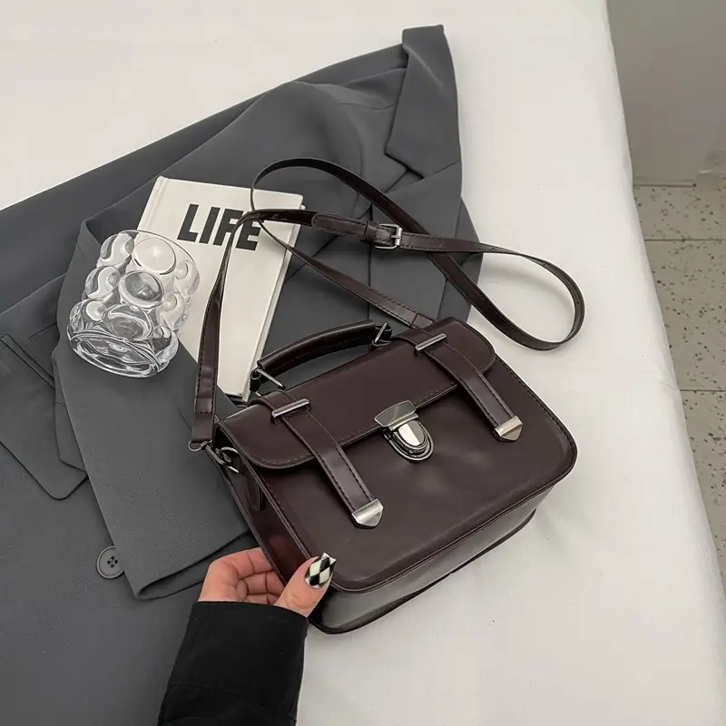 Small Square Korean Style Shoulder Bag 2023 Winter - Image 3