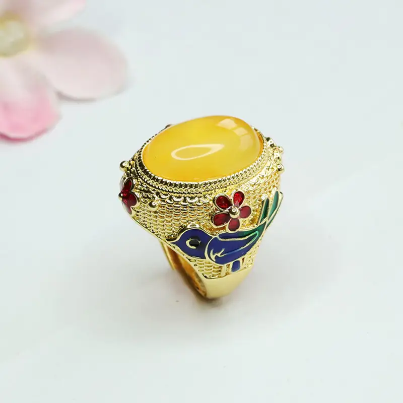 Natural Amber Ring with Gold Plated Design — feature 9