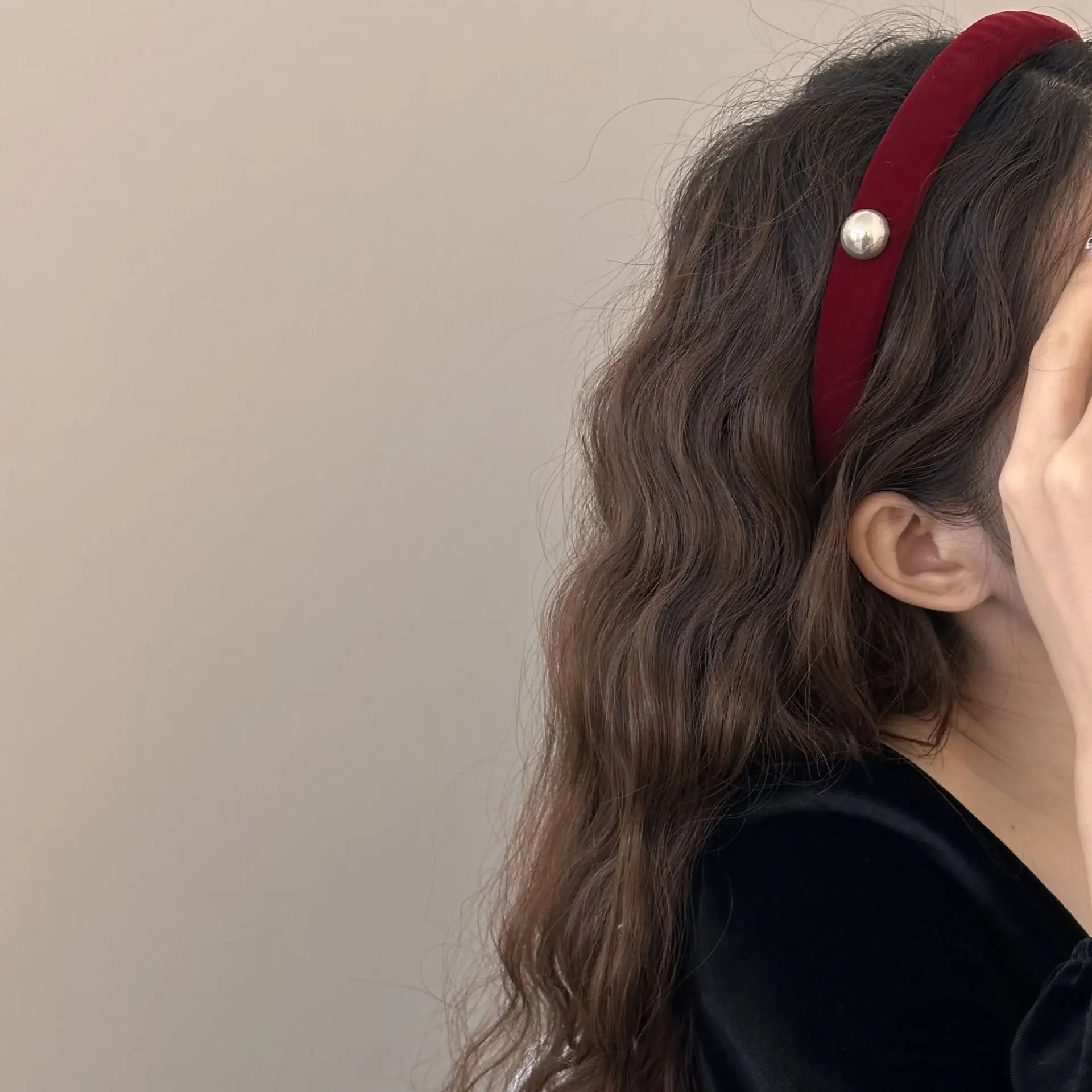 French Style Velvet Skull Top Headband Black Red Pearl - Image 6