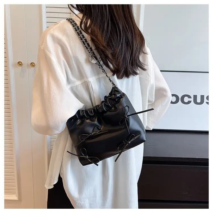 Women Korean Style Silver Underarm Bag 2023 — feature 21
