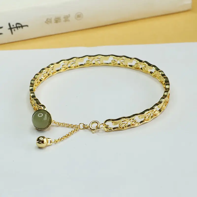 Jade Inlaid Clear Water Round Bracelet for Women — feature 7
