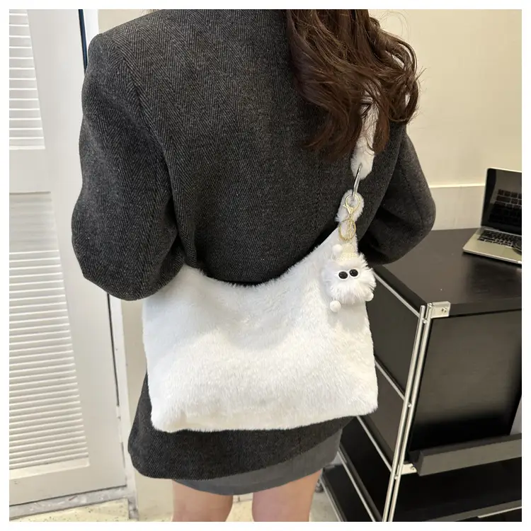 Winter Plush Shoulder Messenger Bag White Korean Style — feature 13