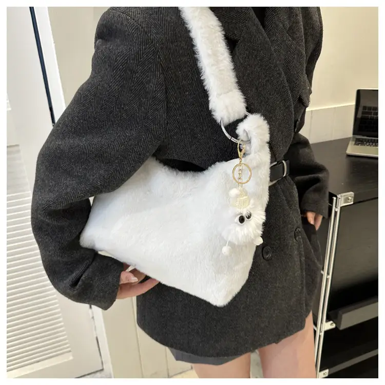 Winter Plush Shoulder Messenger Bag White Korean Style — feature 9