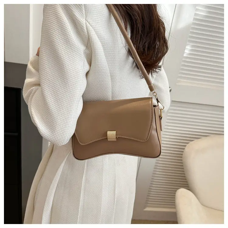 White Korean Style Shoulder Bag for Women 2023 — feature 13