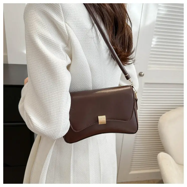 White Korean Style Shoulder Bag for Women 2023 — feature 14