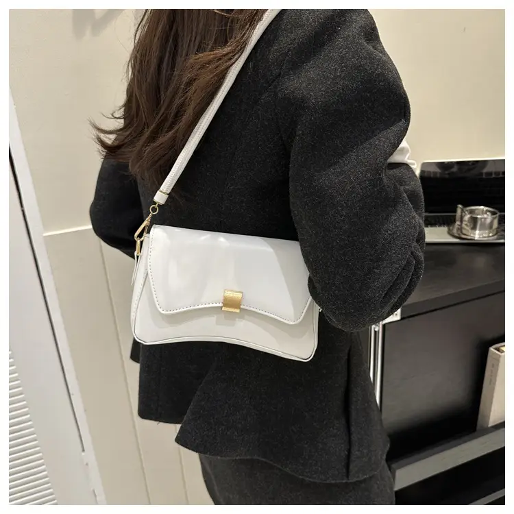 White Korean Style Shoulder Bag for Women 2023 — feature 19