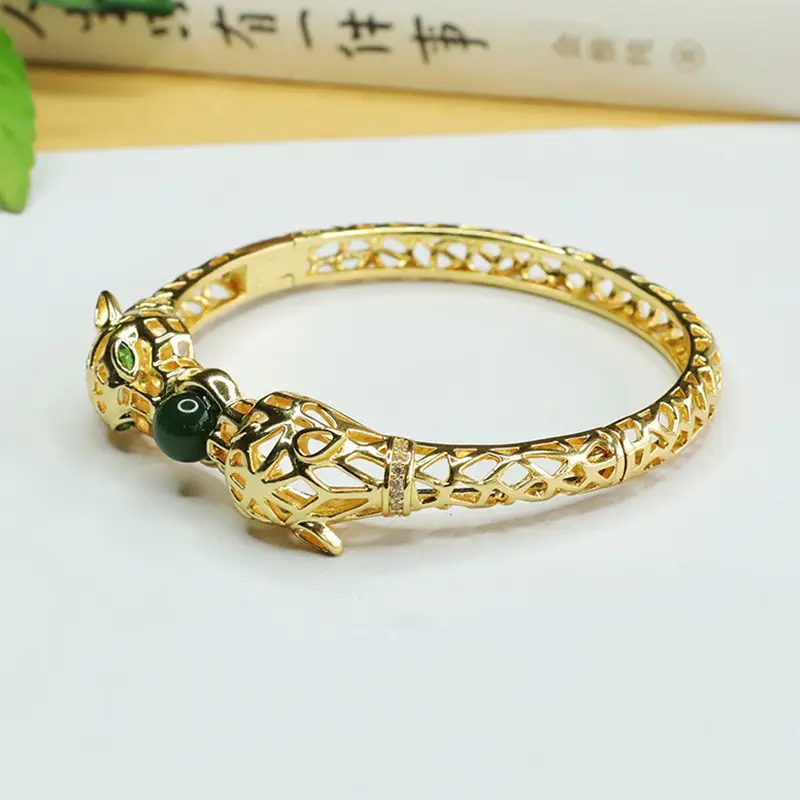 Jade Inlaid Bird Bracelet Gold Green Bead — feature 10
