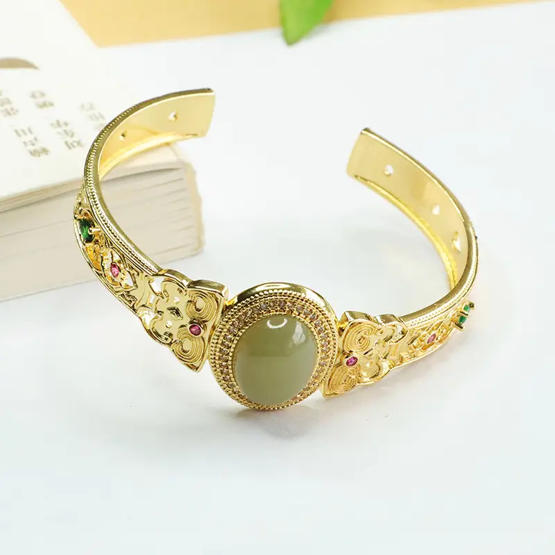 Aiyu Jade Bead Bracelet Clear Water Material Gold Tone — feature 10