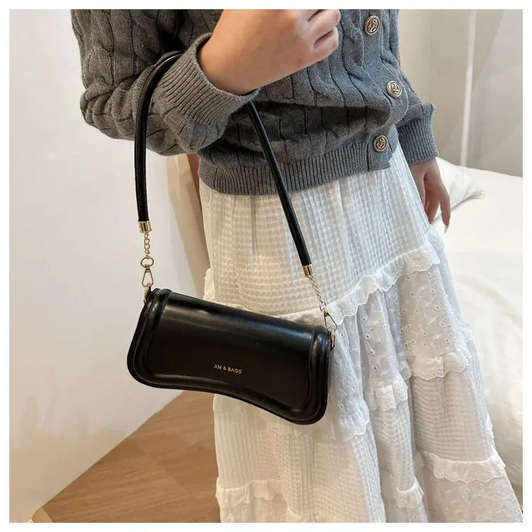 White Korean Style Shoulder Bag for Women 2023 — feature 12