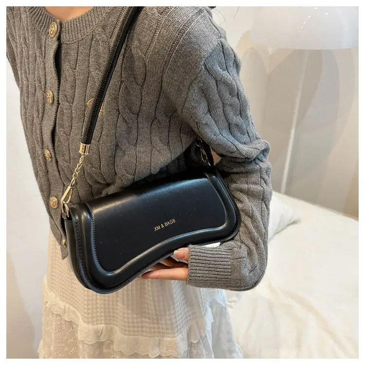 White Korean Style Shoulder Bag for Women 2023 — feature 13