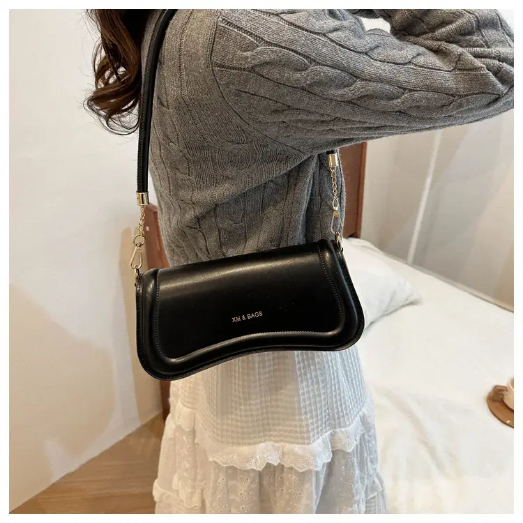 White Korean Style Shoulder Bag for Women 2023 — feature 14