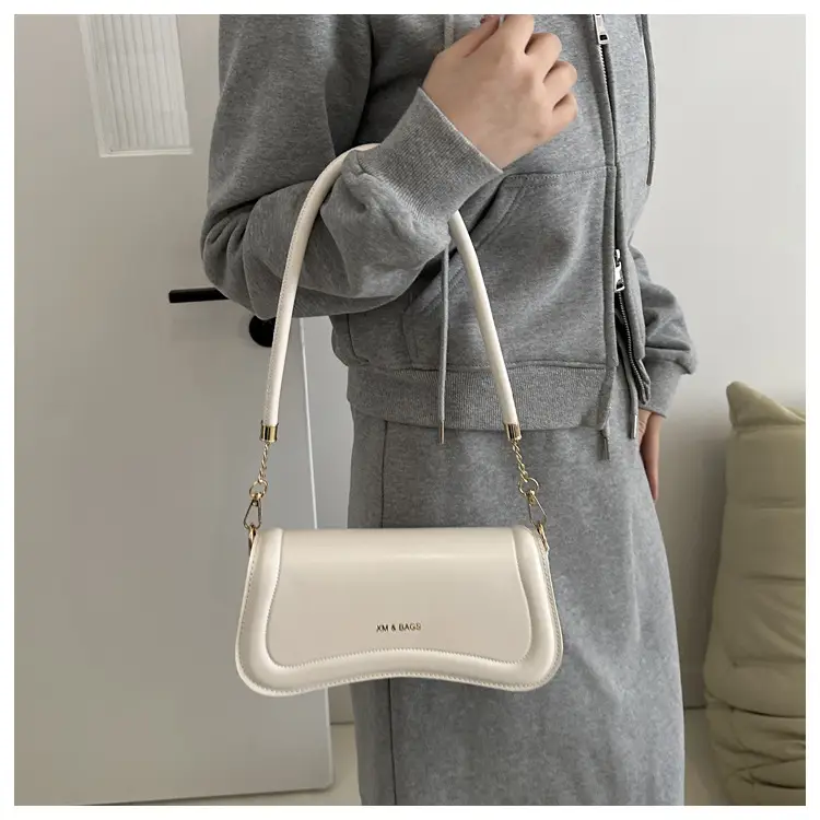 White Korean Style Shoulder Bag for Women 2023 — feature 16