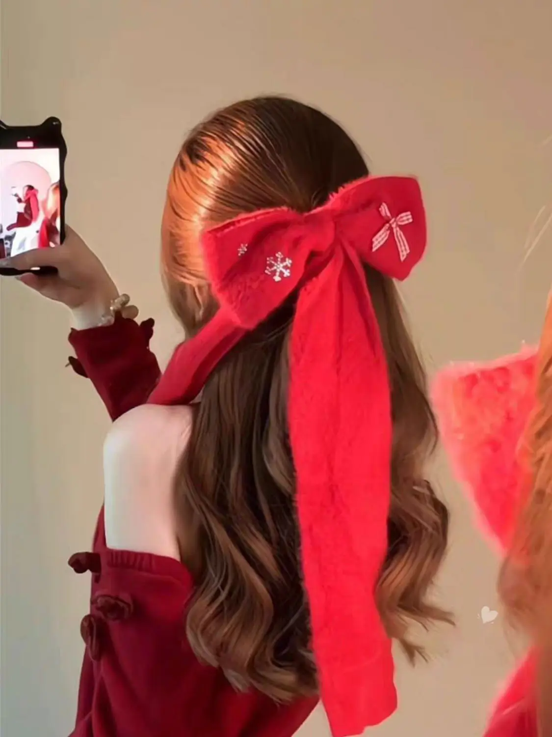 New Year's Red Knitted Wool Hairpin Bow Accessory - Image 3